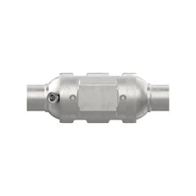 Load image into Gallery viewer, Walker Exhaust 93213 Ultra EPA Universal Catalytic Converter