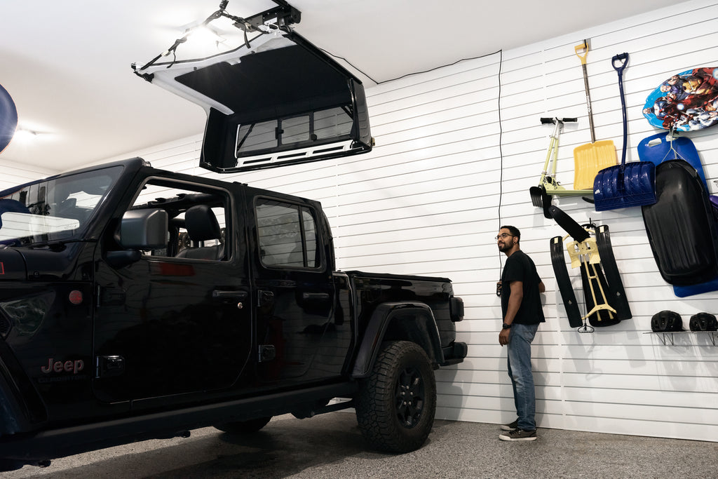 Bestop 42820-01 HOSS(TM) Storage Hardtop Hoist for Select Jeep Wrangler