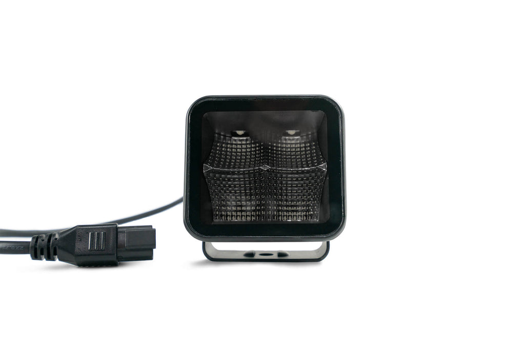 DV8 Offroad BE3EW40W BE3EW40W UNIVERSAL 3 INCH CUBE LED LIGHT WITH FLOOD PATTERN AND POST MOUNT