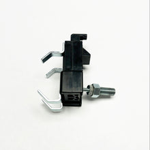 Load image into Gallery viewer, Blue Ox BRK2521 Patriot Brake Claw