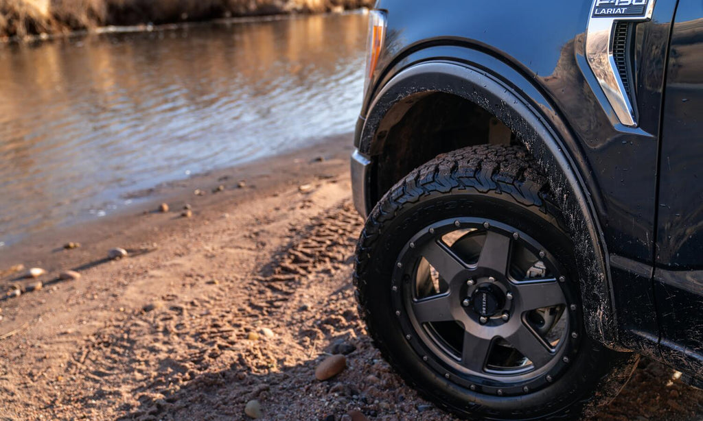 Bushwacker 20131-02 Fender Flares OE-Style 2Pc Front for Select Ford F-150