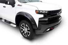 Load image into Gallery viewer, Bushwacker 40989-02 DRT STYLE FENDER FLARE - 4PC for Select Chevrolet Silverado HD, Chevrolet Silverado HD