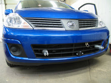 Load image into Gallery viewer, Blue Ox BX1838 Tow Bar Base Plate for Select Nissan Versa
