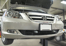 Load image into Gallery viewer, Blue Ox BX2237 Tow Bar Base Plate for Select Honda Odyssey