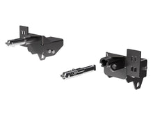 Load image into Gallery viewer, Blue Ox BX2618 Tow Bar Base Plate for Select Ford F-250 Super Duty, Ford F-350, Ford F-350 Super Duty