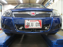 Load image into Gallery viewer, Blue Ox BX3333 Tow Bar Base Plate for Select Saturn Astra