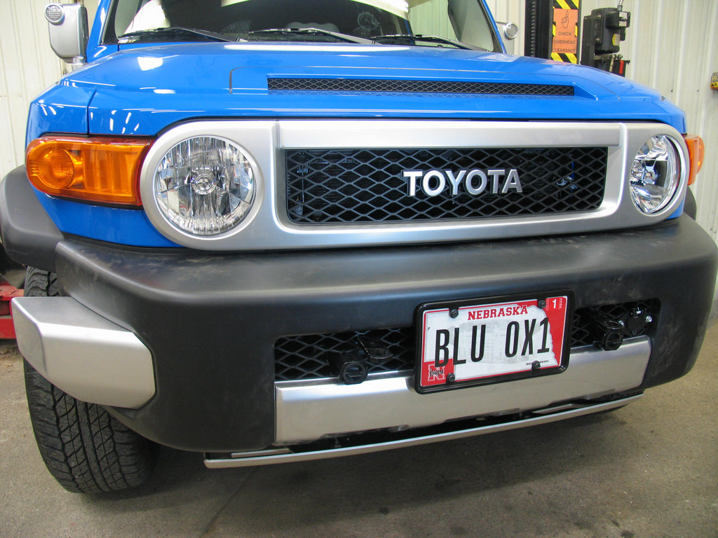 Blue Ox BX3768 Tow Bar Base Plate for Select Toyota FJ Cruiser