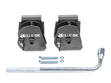 Load image into Gallery viewer, Blue Ox BXW4020 Weight Distributing Lift Bracket Kit