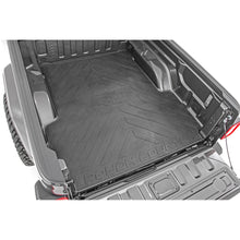 Load image into Gallery viewer, Bed-Mat-With-Rc-Logo-20-22-Jeep-Gladiator-Jt-4Wd-Rough-Country
