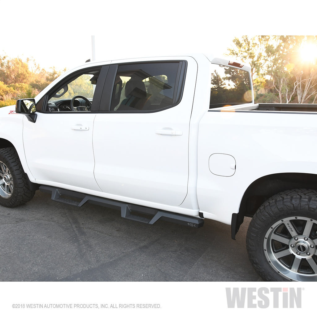 Black-Hdx-Drop-Step-;-Cab-Length-Nerf-Steps-;-19-24-SilveradoSierra-Crew-Cab-1500-20-24-Hd