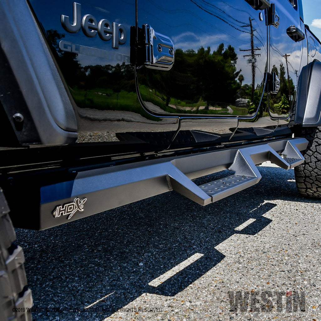 Black-Hdx-Drop-Step-;-Cab-Length-Nerf-Steps-;-20-24-Gladiator