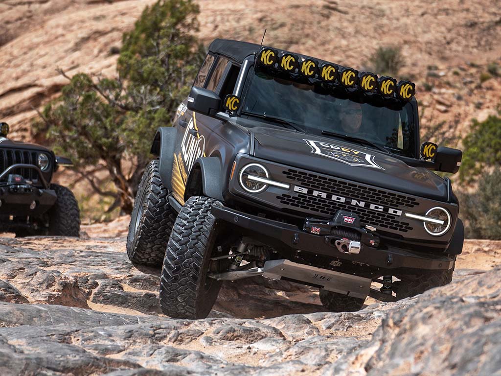ICON Vehicle Dynamics 48601 21-23 BRONCO HOSS 1.0 PKG 2.5 FRONT EXP COILOVER for Select Ford Bronco