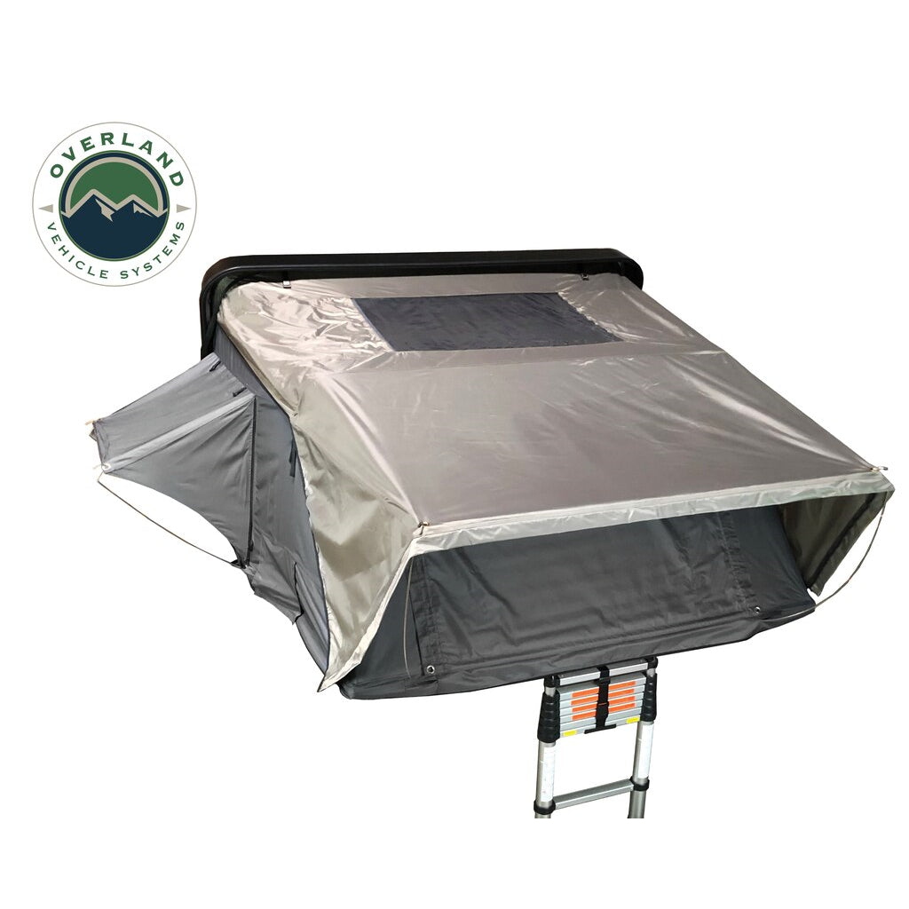 Bushveld-Hard-Shell-Roof-Top-Tent-Overland-Vehicle-Systems