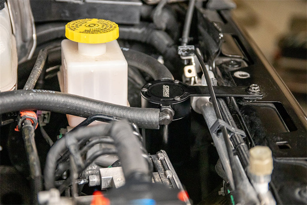 Corsa Performance CC0002 CORSA Performance 3 oz. aluminum oil catch can with mounting bracket for Select Jeep Gladiator, Jeep Wrangler