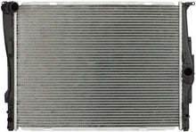Load image into Gallery viewer, Spectra Premium CU2882 Complete Radiator