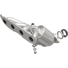 Load image into Gallery viewer, Catalytic-Converter-With-Integrated-Exhaust-Manifold