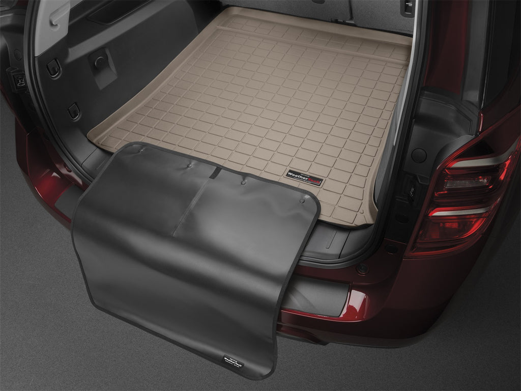 Weathertech 411386SK Cargo Liner w/Bumper Protector for Select Mercedes-Benz GLA250, Mercedes-Benz GLA35 AMG, Mercedes-Benz GLA45 AMG
