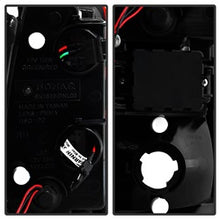 Load image into Gallery viewer, Chevy-SuburbanTahoe-15002500-00-06-Led-Tail-Lights-Red-Clear-Alt-Yd-Cd00-Led-Rc