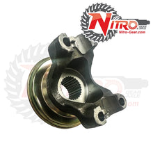 Load image into Gallery viewer, Chrysler-8.25-Inch-U-Bolt-Yoke-1310-27-Spline-Nitro-Gear-And-Axle