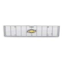 Load image into Gallery viewer, Classic-Trucks-CK-Chevy-Grille---W-Bowtie
