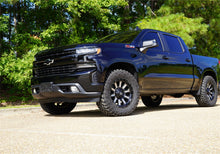 Load image into Gallery viewer, Superlift 40040 2in. GM Leveling Kit-19 (New Body)-25 Silv/Sierra 1500-(Exc Trailboss/AT4) for Select Chevrolet Silverado 1500, GMC Sierra