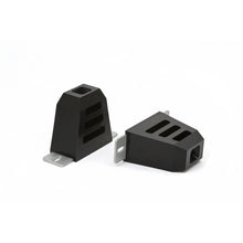 Load image into Gallery viewer, Daystar-Bump-Stop-W-Slotted-Mount-Plate-Comp-Style-4.5-Inch-Tall-4.5-Inch-Long-2.5-Inch-Wide