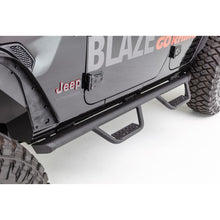 Load image into Gallery viewer, Dominator-Extreme-D2-Sidesteps---Cab-Length-Wrangler-Jlu-Jeep-2018-2020