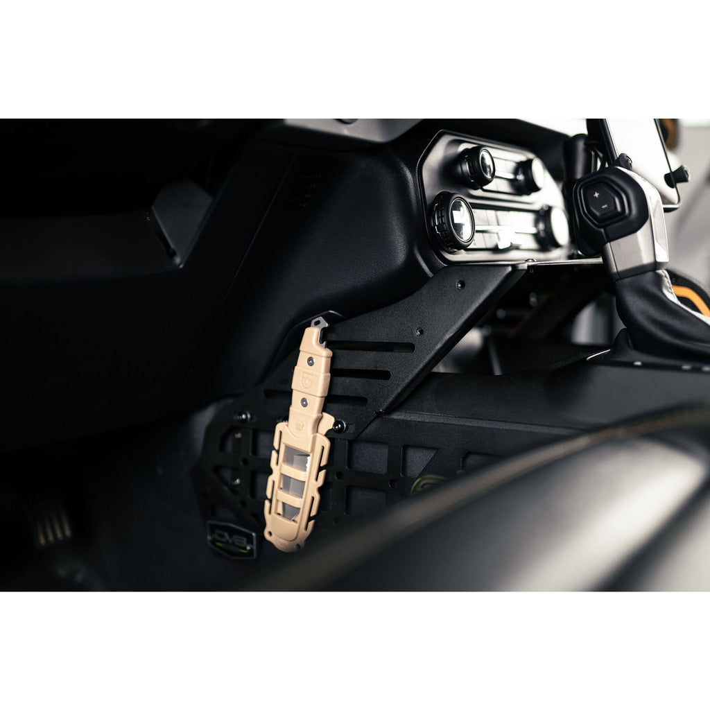Dv8-21-23-Ford-Bronco-Center-Console-Molle-Panels--Bridge