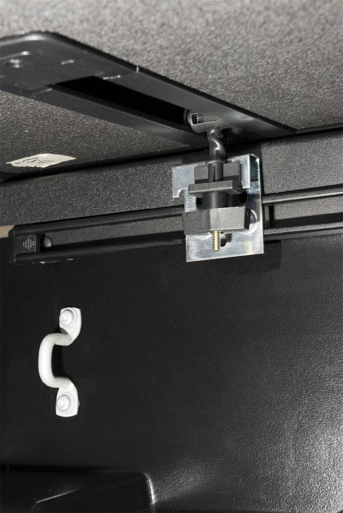Extang 83950 Solid Fold 2.0 - 07-13 Tundra 6'6" w/out Deck Rail System for Select Toyota Tundra