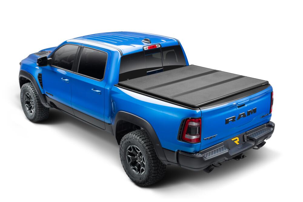 Extang 88427 Solid Fold ALX - 19-26 (New Body) Ram 5'7" w/o RamBox w/ or w/o Multifunction TG for Select Ram