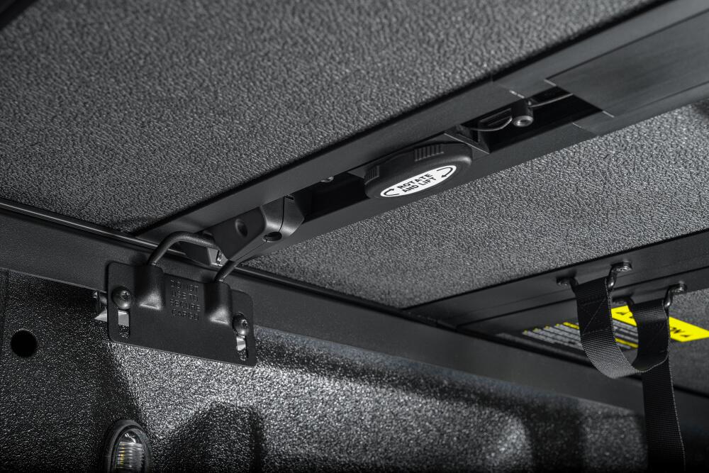 Extang 88985 Solid Fold ALX - 05-21 Frontier 4'11" w/ Factory Bed Rail Caps for Select Nissan Frontier, Suzuki Equator