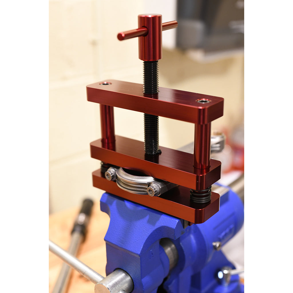 Engine-Connecting-Rod-Vise;-Standard-Model;-Red-Anodized-Aluminum-Construction