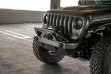 Load image into Gallery viewer, DV8 Offroad FBJL-06 FS-25 Stubby Front Bumper with Plated Bull Bar