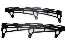 Load image into Gallery viewer, FIVESTAR 11002-47369-1B 2019 LM Spoiler Repl Brackets 90 Deg Black Pr