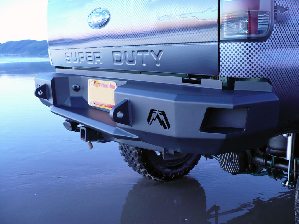Fab Fours FS08-W1350-1 Heavy Duty Rear Bumper for Select Ford F-250 Super Duty, Ford F-350 Super Duty, Ford F-450 Super Duty, Ford F-550 Super Duty