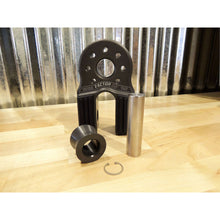 Load image into Gallery viewer, Flatlink-Xxl-Winch-Shackle-Mount-Assembly-Anodized-Gray-Factor-55