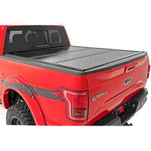 Load image into Gallery viewer, Ford-Low-Profile-Hard-Tri-Fold-Tonneau-Cover-19-20-Ranger-5-Foot-Bed-Rough-Country