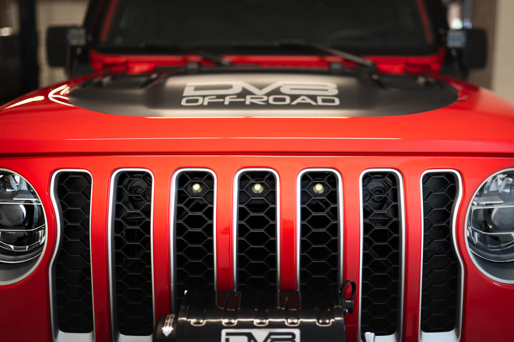 DV8 Offroad GRGL-01 GRGL-01 20-22 JEEP GLADIATOR JT FRONT GRILL AMBER ACCENT LIGHTS for Select Jeep Gladiator