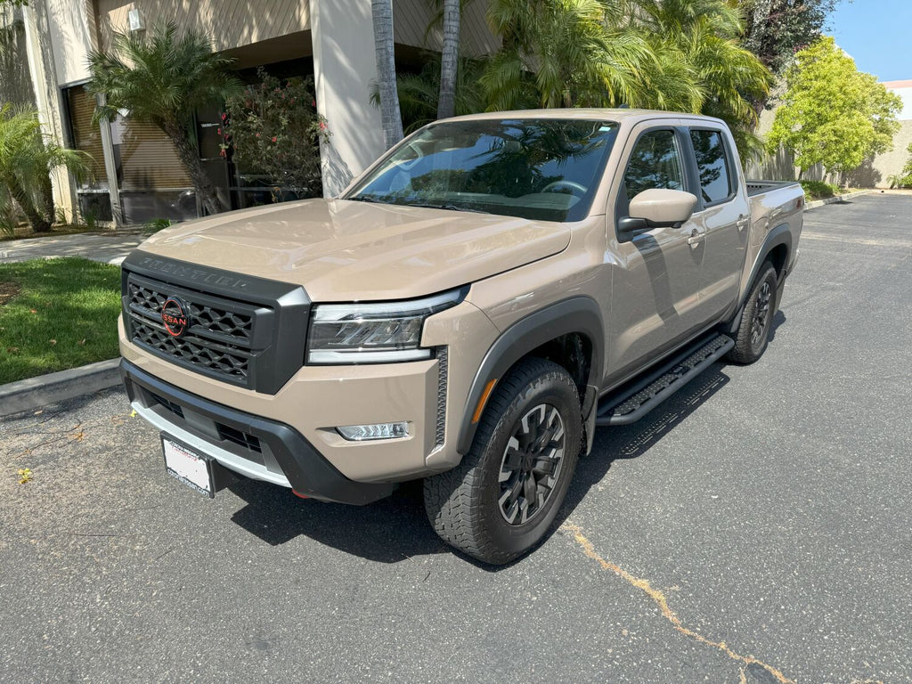 Go Rhino D64348T Dominator Xtreme D6 Side Steps with Rocker Panel Mounting Kit for Select Nissan Frontier