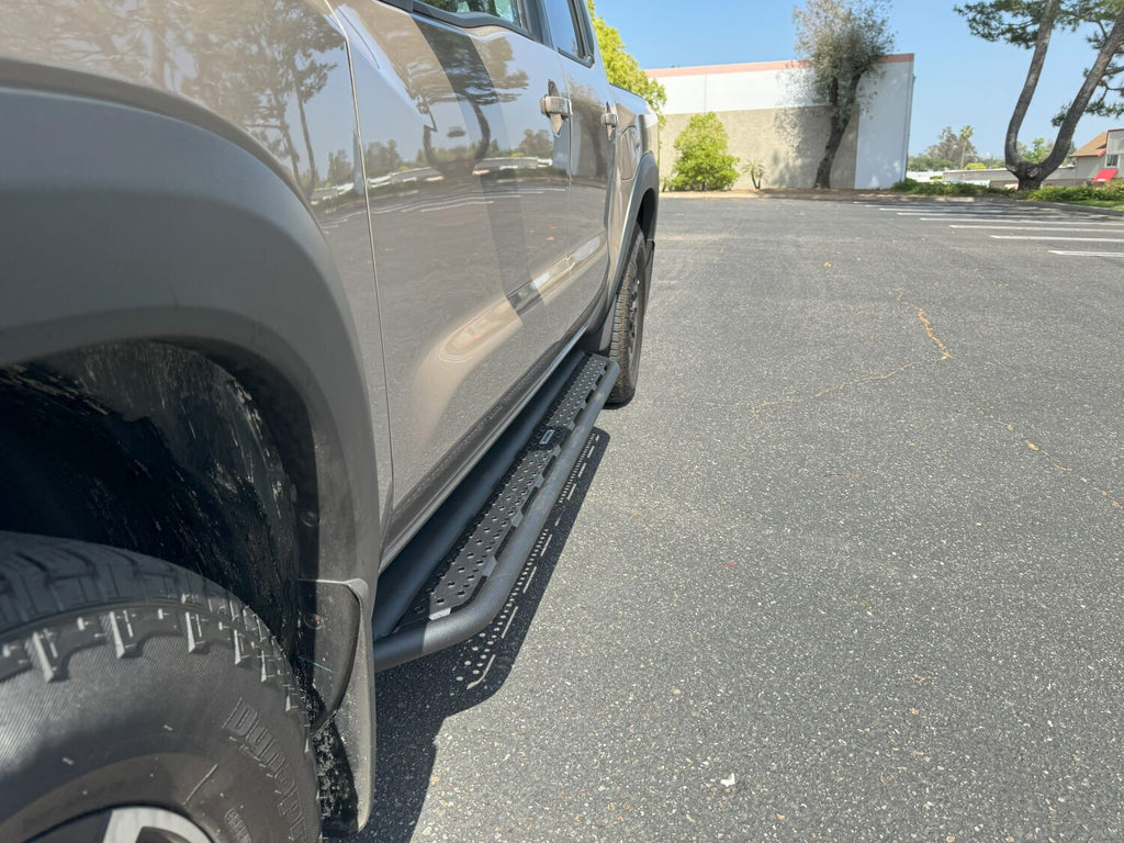 Go Rhino D64348T Dominator Xtreme D6 Side Steps with Rocker Panel Mounting Kit for Select Nissan Frontier