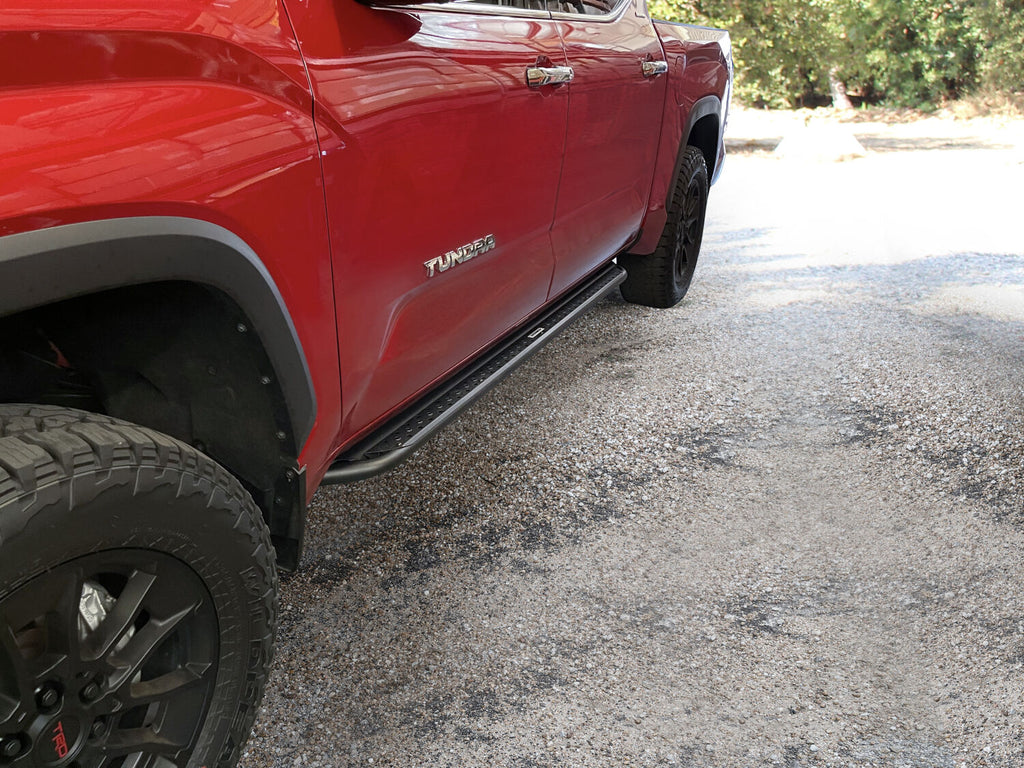 Go Rhino DSS4436T Dominator Xtreme DSS Side Steps with Rocker Panel Mounting Kit - Crew Max for Select Toyota Tundra