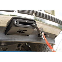 Load image into Gallery viewer, Gm-Hidden-Winch-Mounting-Plate-88-98-1500-Pickup-And-95-99-Tahoe-Rough-Country