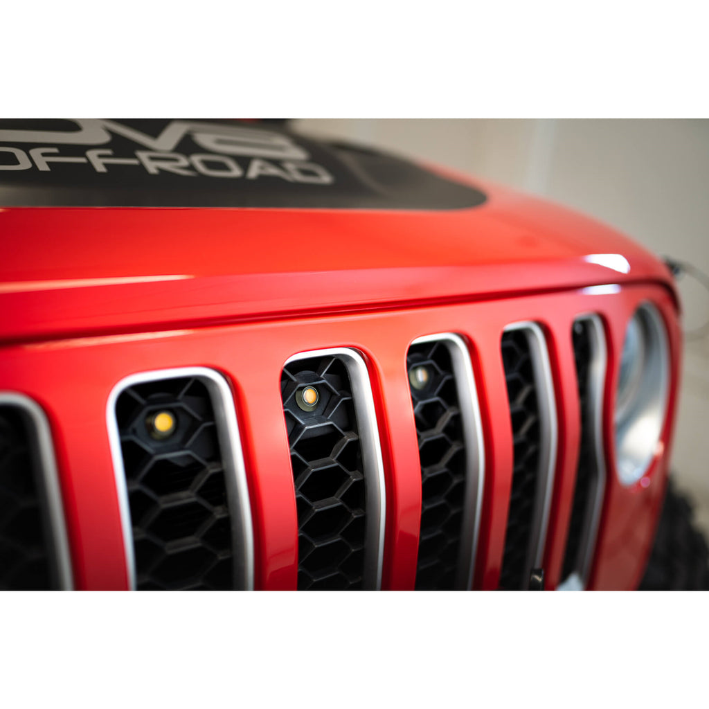 Grgl-01-20-22-Jeep-Gladiator-Jt-Front-Grill-Amber-Accent-Lights