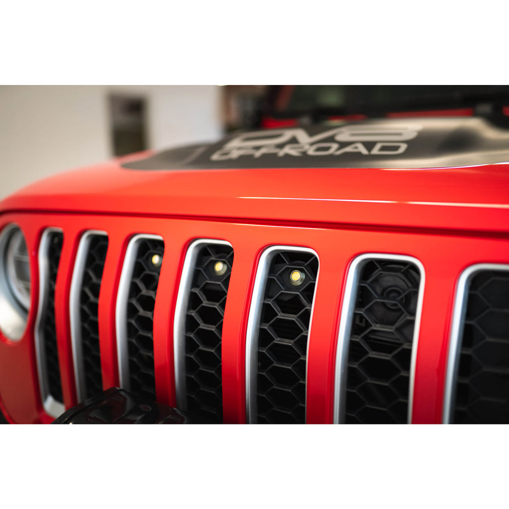 Grgl-01-20-22-Jeep-Gladiator-Jt-Front-Grill-Amber-Accent-Lights