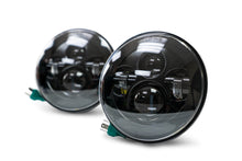 Load image into Gallery viewer, DV8 Offroad HL7JK-01 Projector Headlights; No Halo for Select Jeep Wrangler, Jeep Wrangler JK