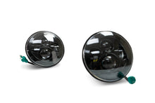 Load image into Gallery viewer, DV8 Offroad HL7JK-01 Projector Headlights; No Halo for Select Jeep Wrangler, Jeep Wrangler JK