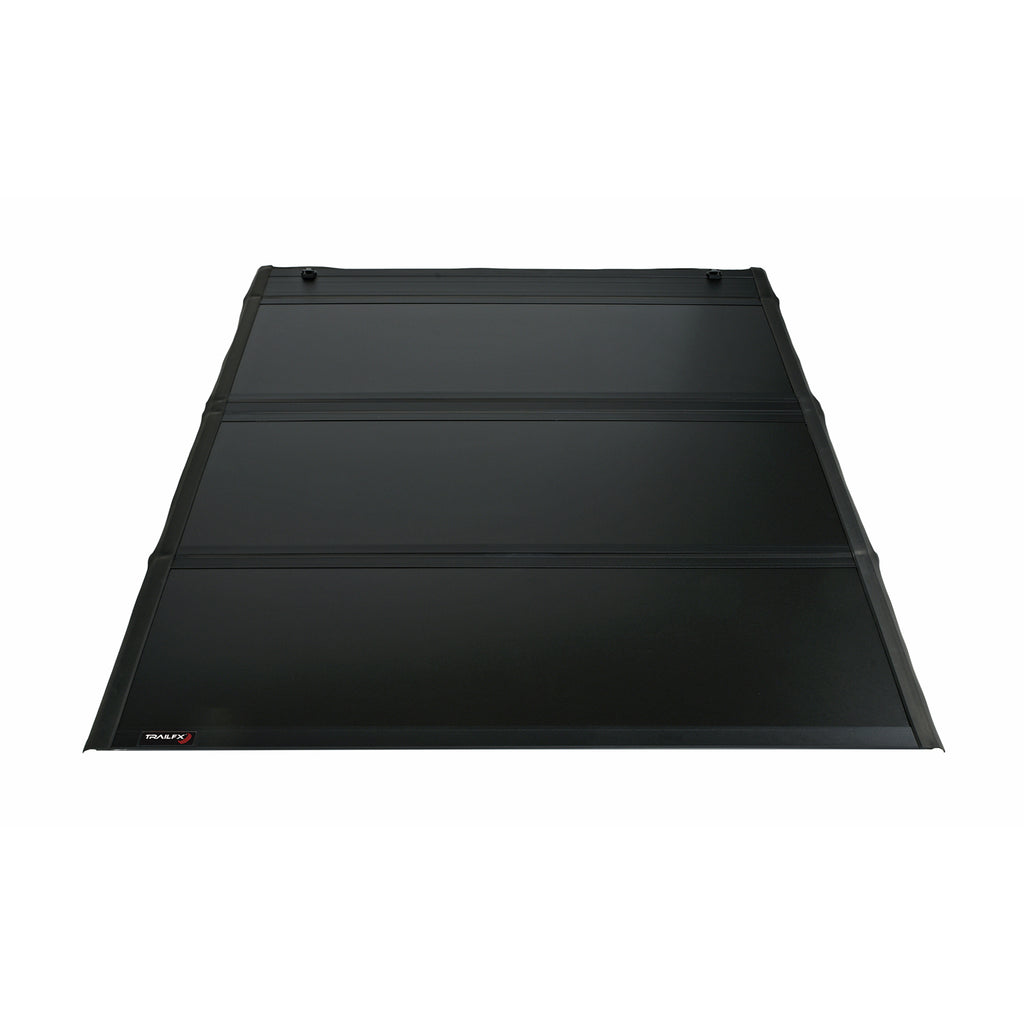 Hard-Tri-Fold-Non-Lockable-Black-Aluminum-With-Carpeted-Under-Panels