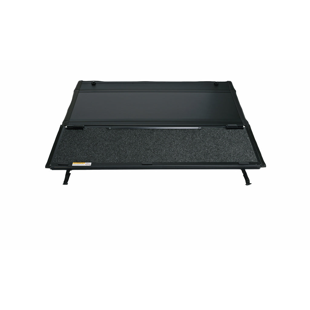 Hard-Tri-Fold-Non-Lockable-Black-Aluminum-With-Carpeted-Under-Panels