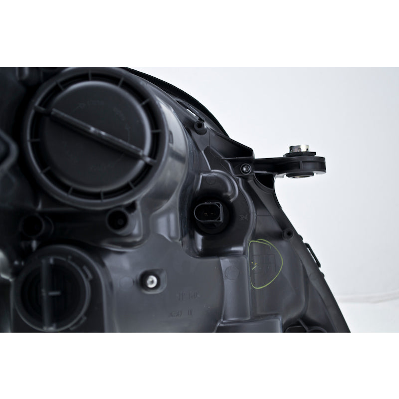 Hlmp-Lh-Mb-Gl-Cls-Bi-Xen-No-Bllst-06-