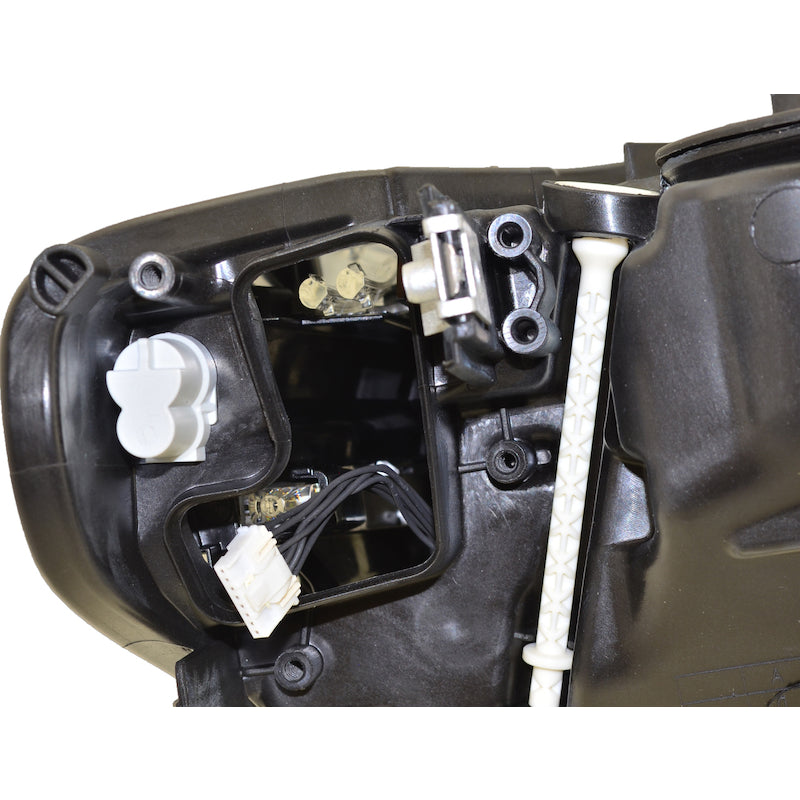 Hlmp-Lh-Sae-Led-Bmw-3Ser-15--